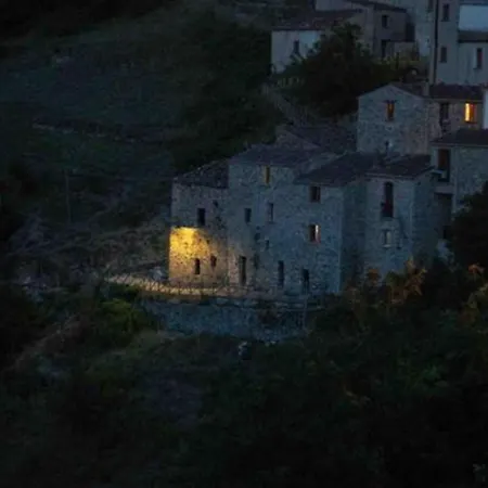 Guarda Che Luna 4*