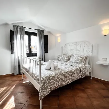 Guarda Che Luna Bed and breakfast 4*